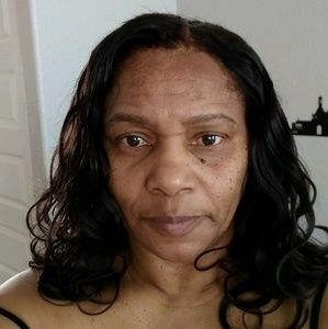 Meet your Posher, Valerie